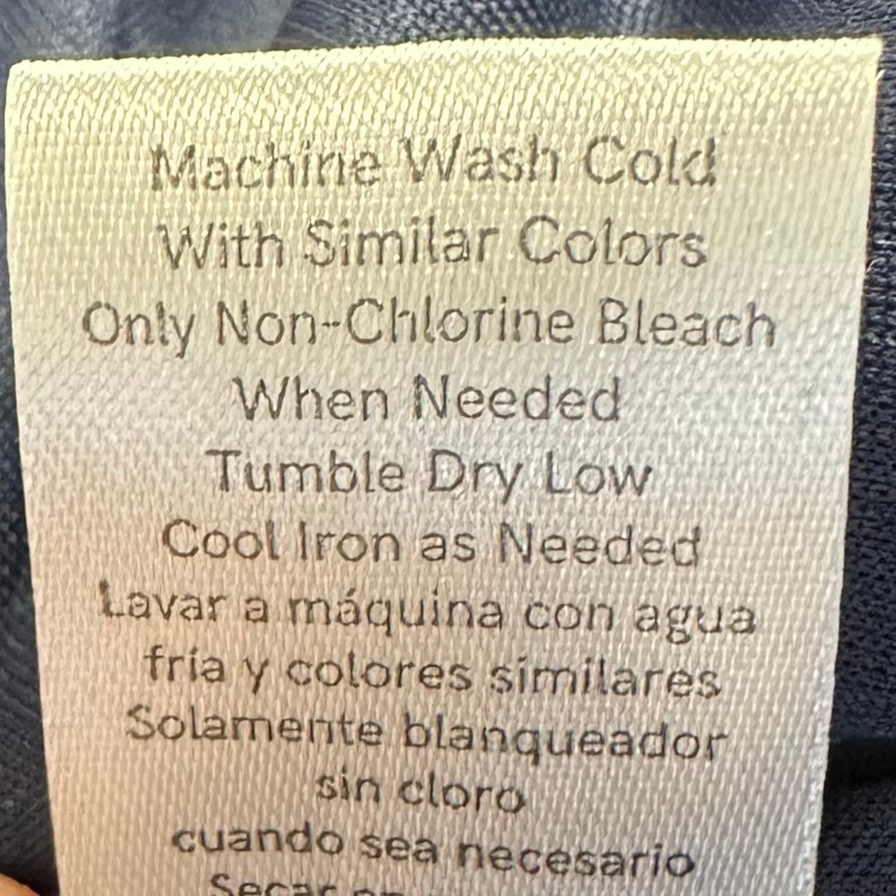 Venus Women’s Sz Lg High Collar Navy Ruched Sleeveless Blouse NWOT, V501 - Picture 14 of 14